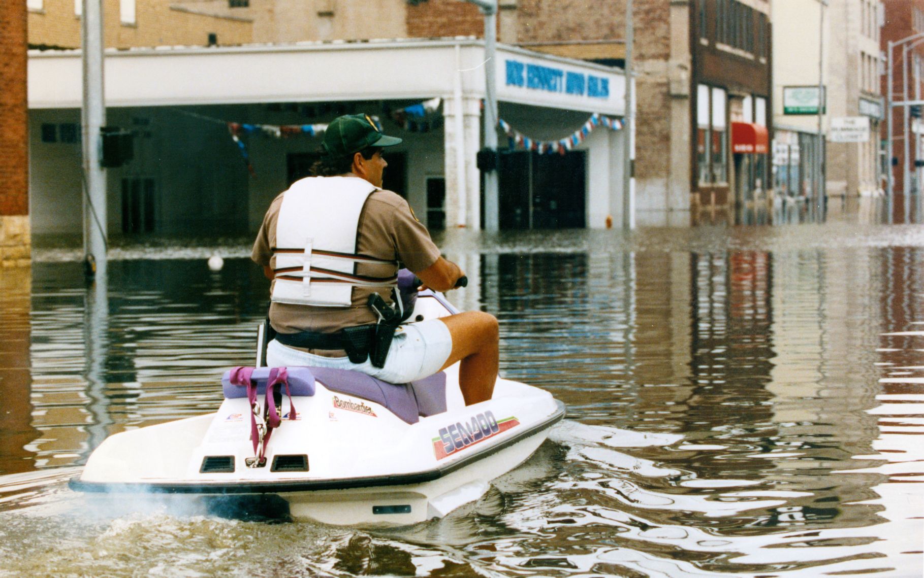 19930708 -- Davenport, Iowa